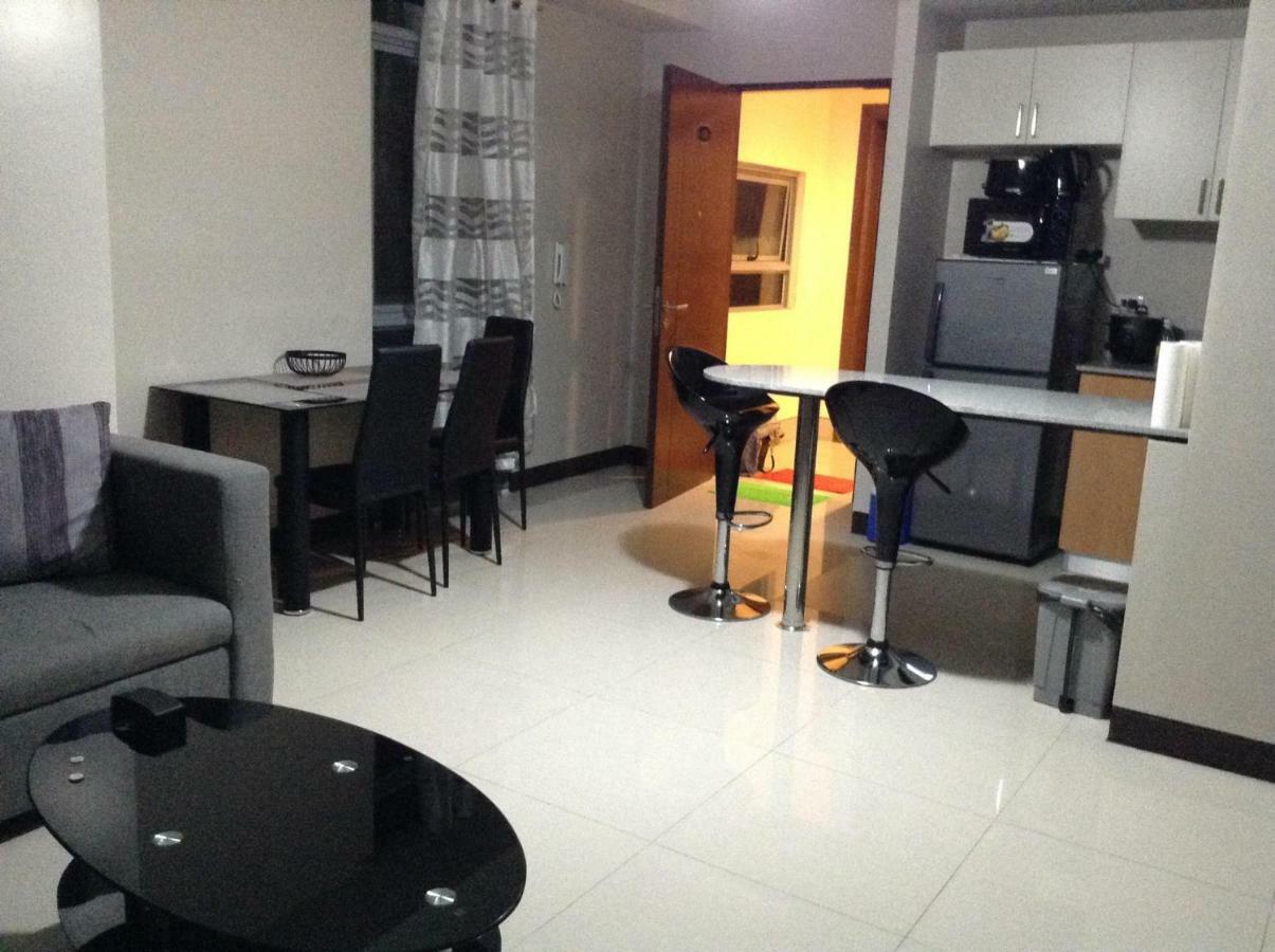 Cubao Manhattanheights Unit 11A Tower B, 2Br Manila Ngoại thất bức ảnh
