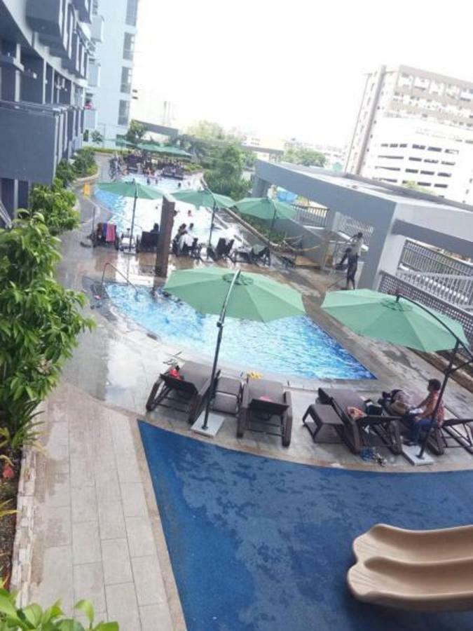 Cubao Manhattanheights Unit 11A Tower B, 2Br Manila Ngoại thất bức ảnh