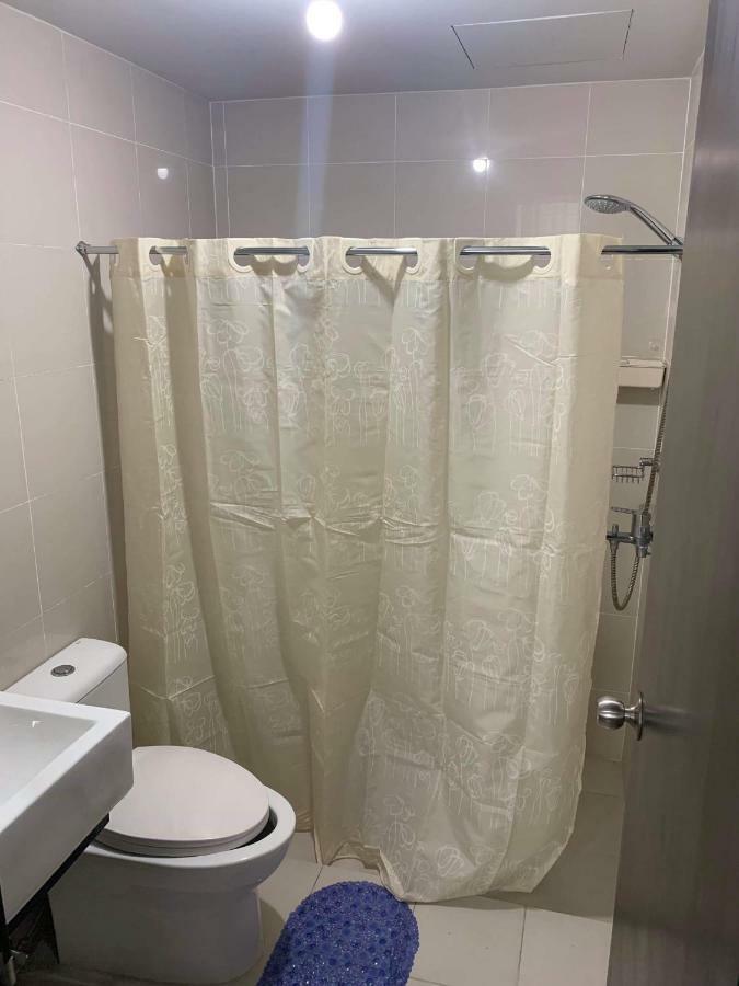 Cubao Manhattanheights Unit 11A Tower B, 2Br Manila Ngoại thất bức ảnh